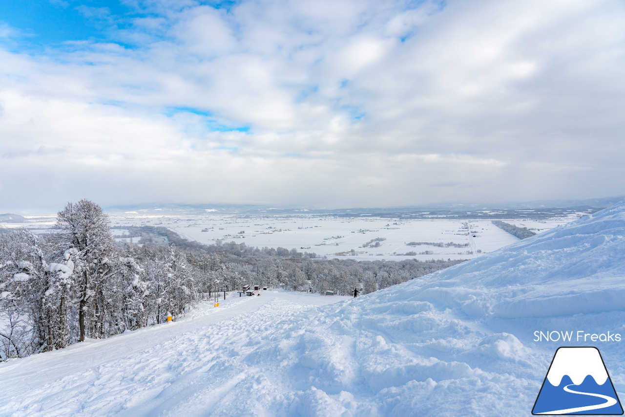 士別市日向スキー場　地元スキーヤーの皆さんと一緒に道北屈指の豪雪パウダーを心ゆくまで、滑る、滑る、滑る！